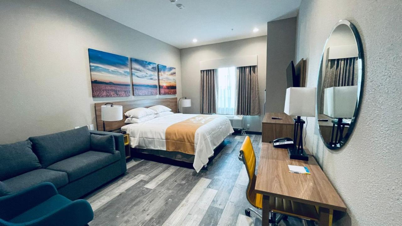 Days Inn & Suites By Wyndham Greater טומבול מראה חיצוני תמונה