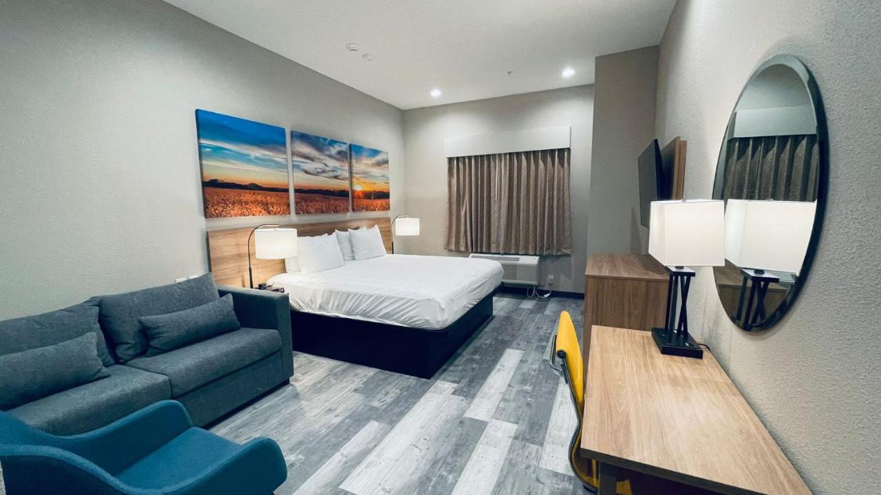 Days Inn & Suites By Wyndham Greater טומבול מראה חיצוני תמונה